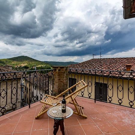 Art Rebus Tower In Tuscany Διαμέρισμα Radda in Chianti Εξωτερικό φωτογραφία